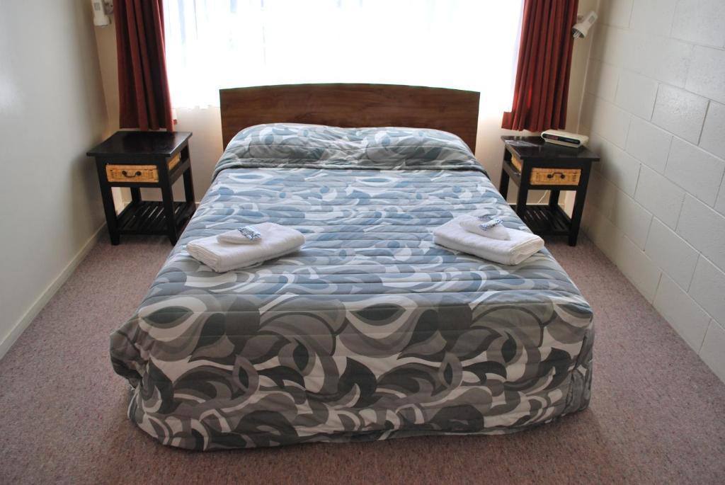 Katikati Motel Szoba fotó