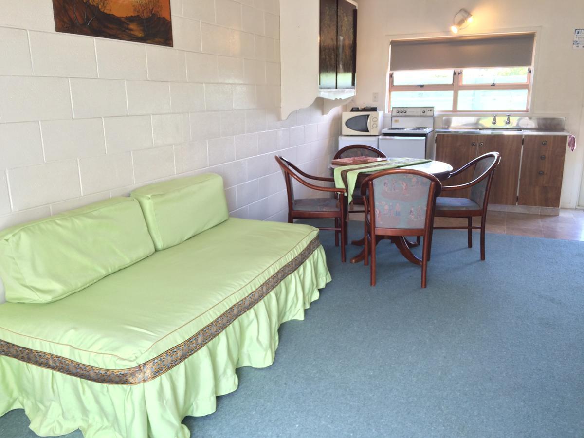 Katikati Motel Kültér fotó