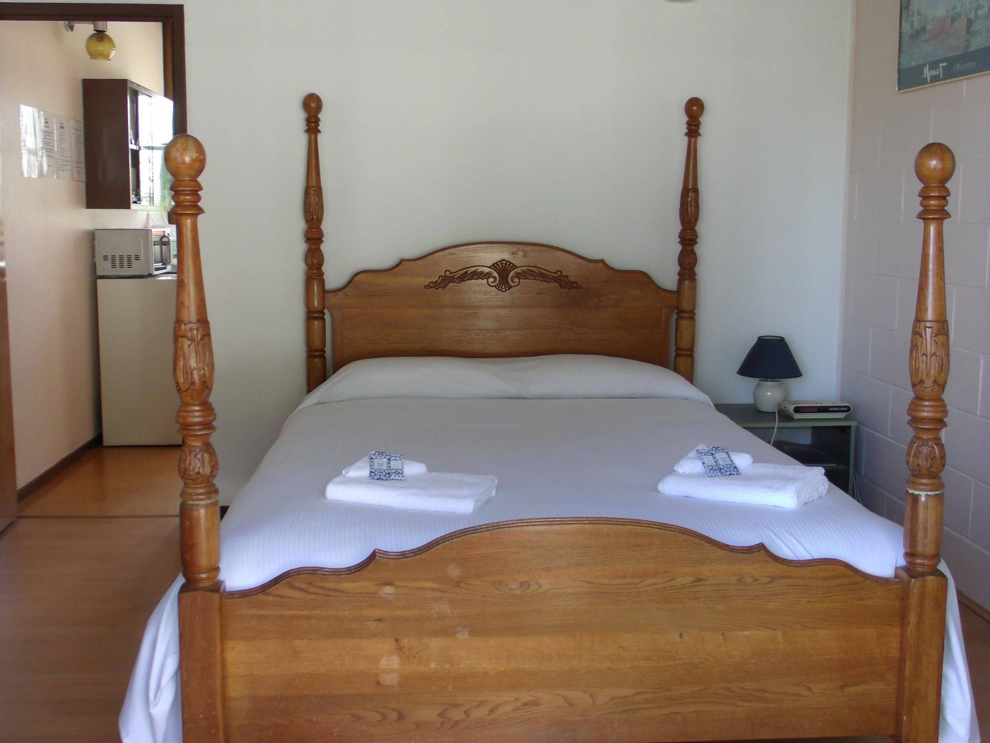 Katikati Motel Kültér fotó