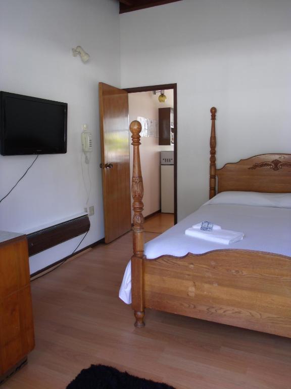Katikati Motel Szoba fotó